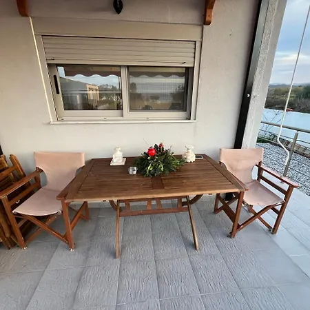 Blue Waves House 1 Soroni