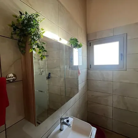 Blue Waves House 1 Soroni