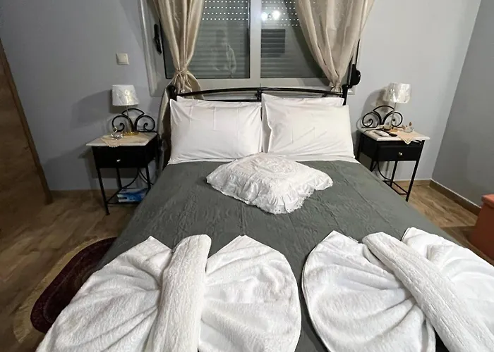 Blue Waves House 1 *