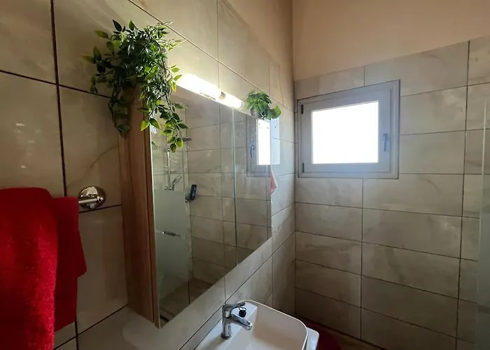 Blue Waves House 1 Soroni