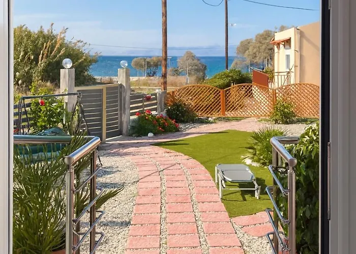 Blue Waves House 1 * Soroni